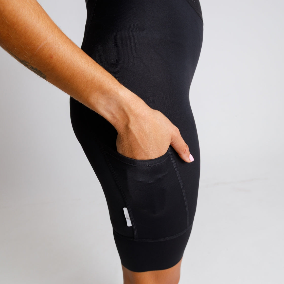 Women's Essential Bib Shorts Black